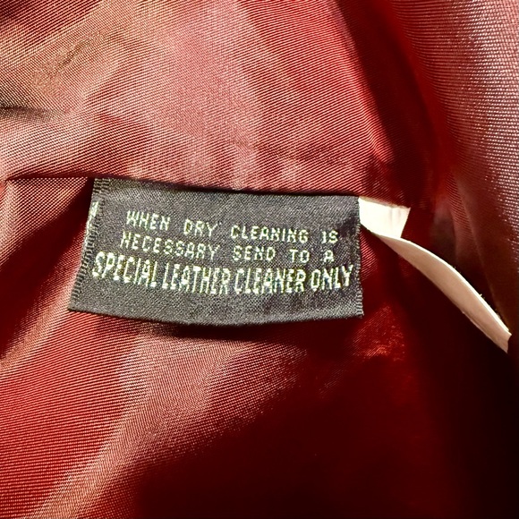 Vintage Wilsons Leather Black Belted Cafe Racer Moto Jacket Medium - Picture 11 of 13